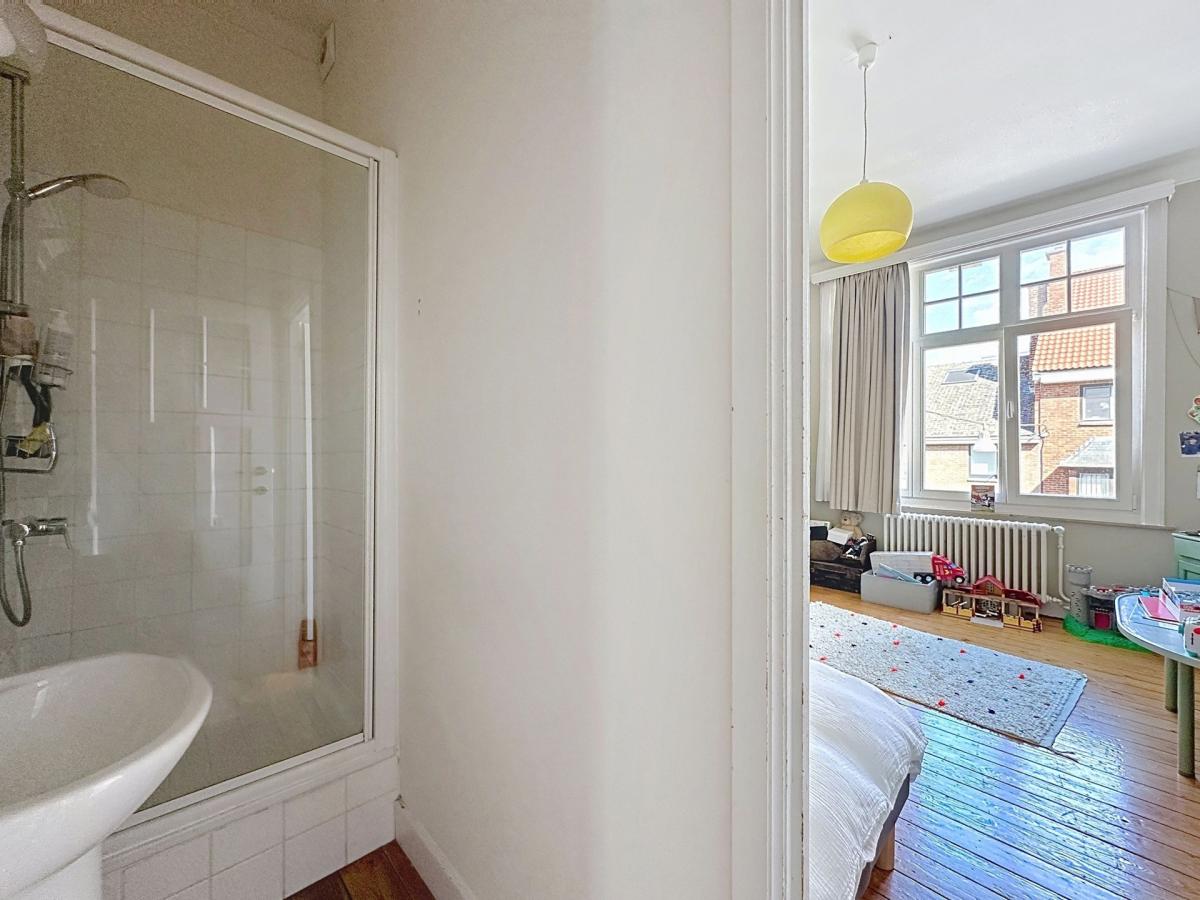 Guy d'Arezzo : Jolie maison + grande terrasse + parking