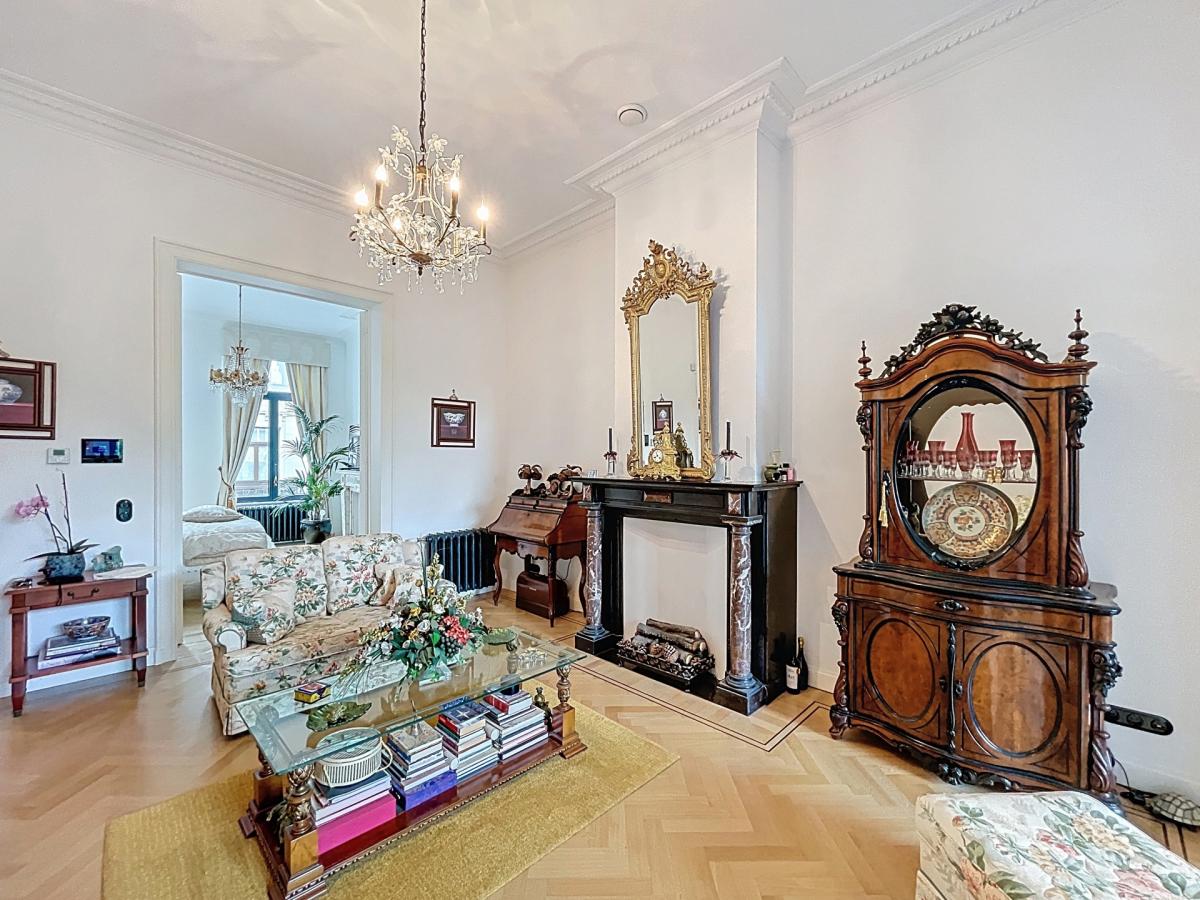 Quartier Européen : Somptueux duplex 3 ch. terrasse