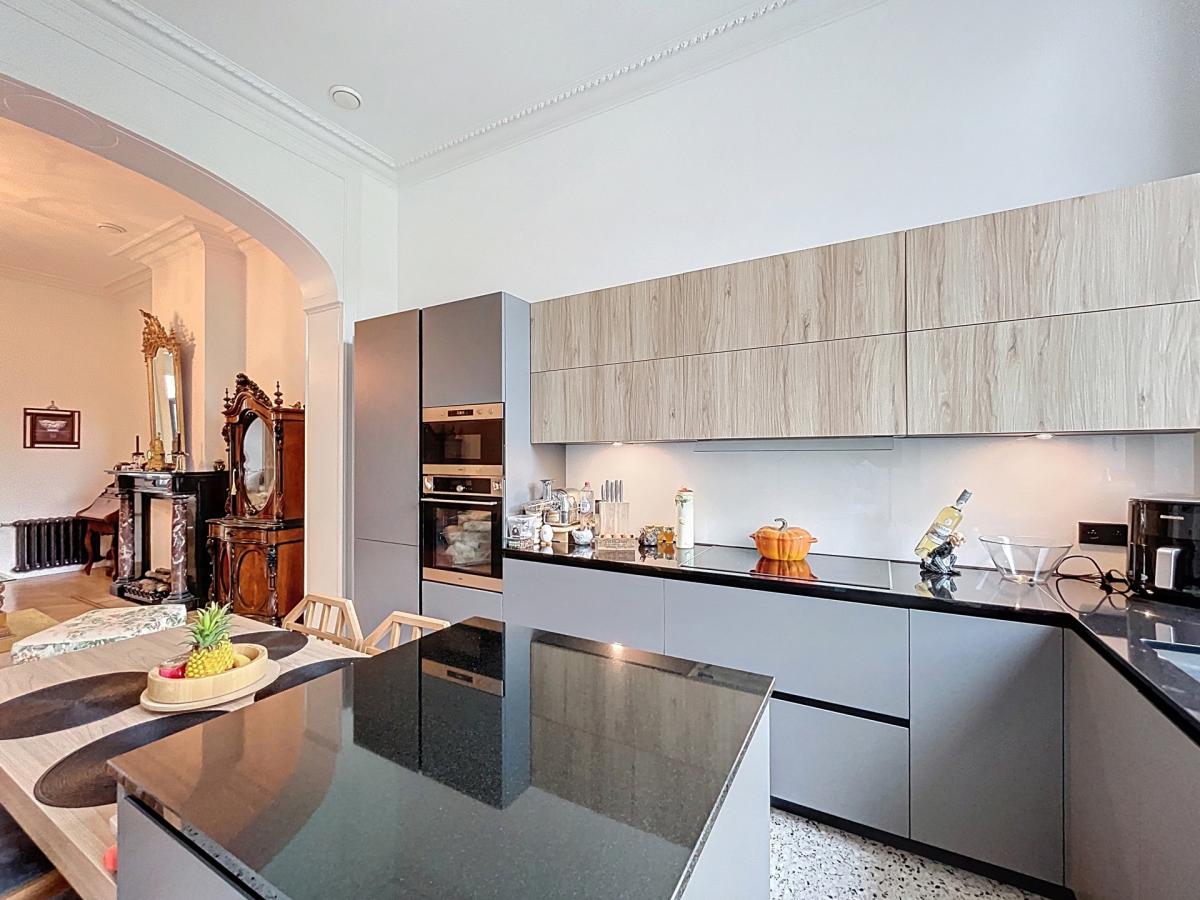 Quartier Européen : Somptueux duplex 3 ch. terrasse