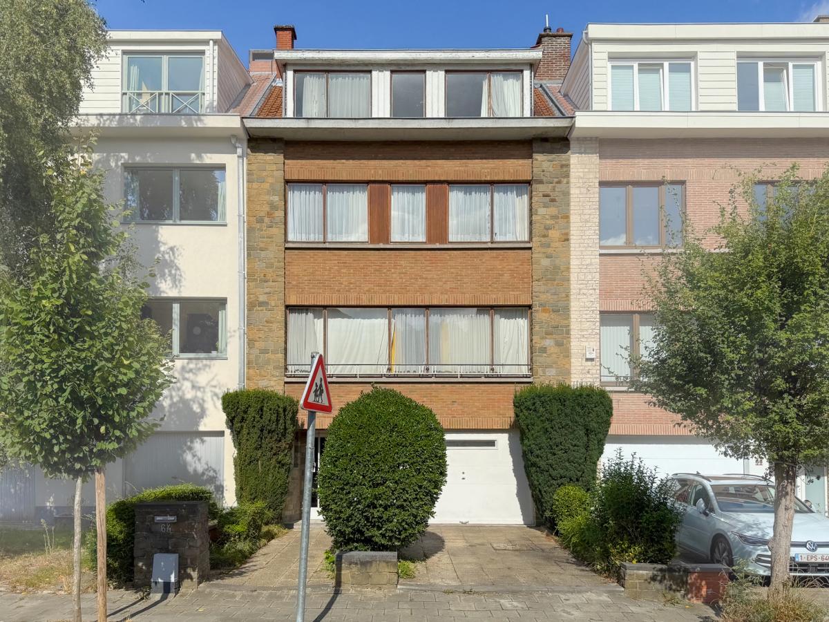 Chant d' Oiseau - Maison de ± 257 m² bruts avec jardin.
