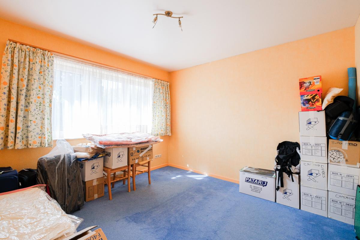 Quartier des Pêcheries: Maison 4 chambres à rafraîchir 