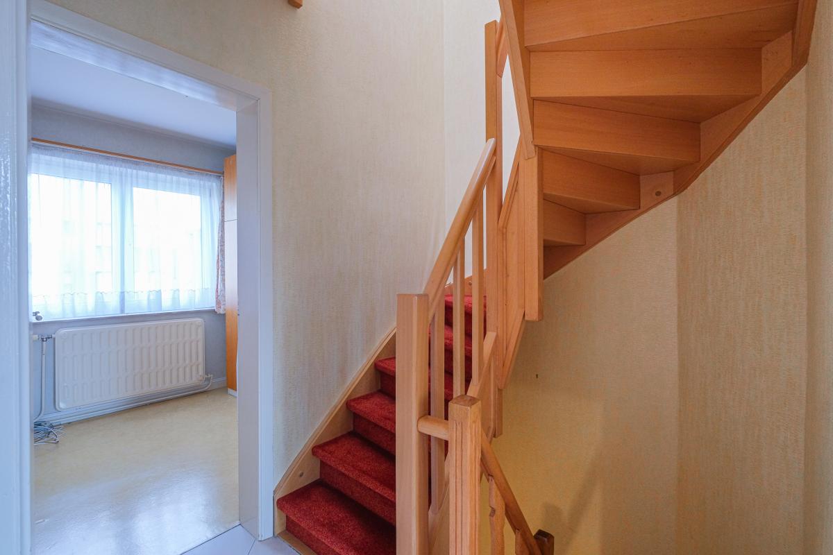 Quartier des Pêcheries: Maison 4 chambres à rafraîchir 