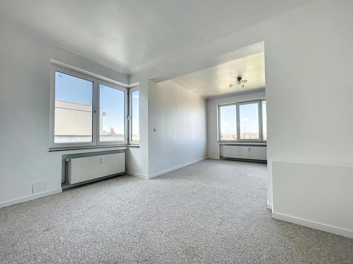 Général Jacques: Superbe penthouse 3ch + terrasses + parking