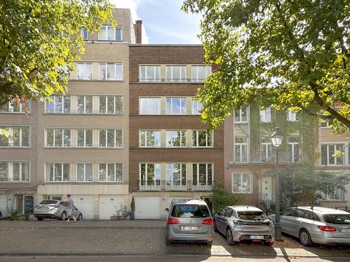 Molière/Pl. C. Meunier : Appartement 2 ch, terrasse + garage