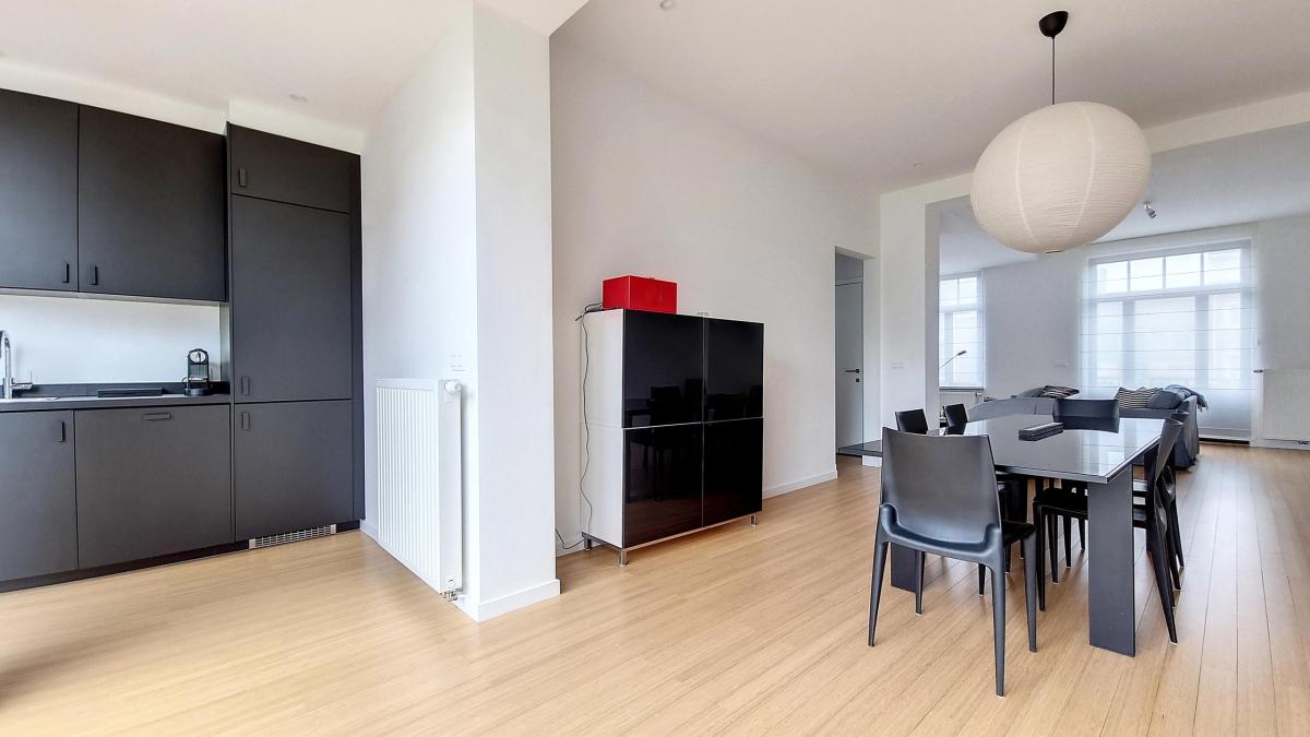 Général Jacques : Appartement 2 chambres meublé + terrasse 
