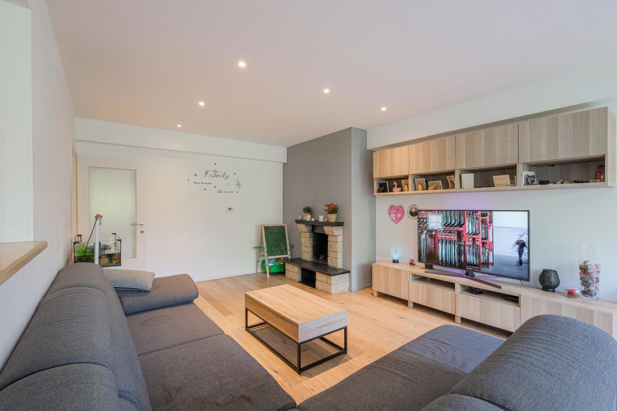 Val Fleuri, appartement rénové 2 chambres + terrasse