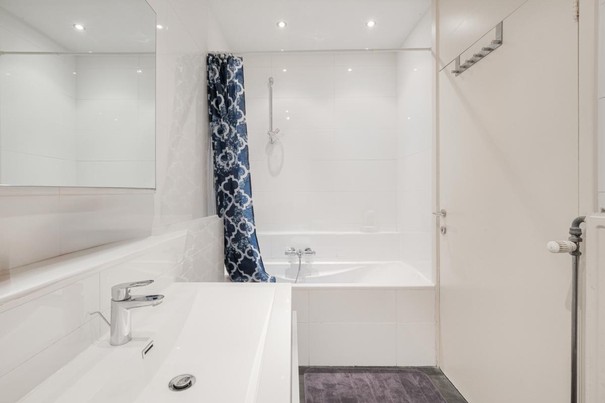 Val Fleuri, appartement rénové 2 chambres + terrasse