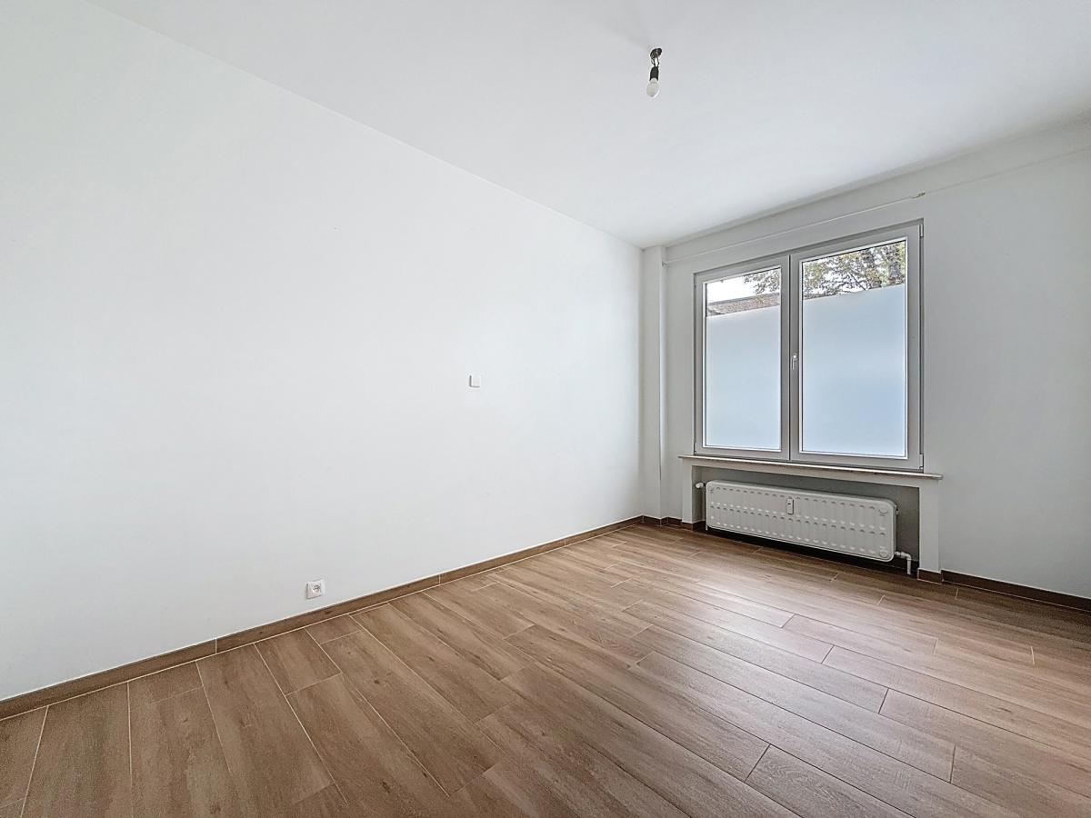 Chatelain/Defaqcz : Bel appartement 1 ch