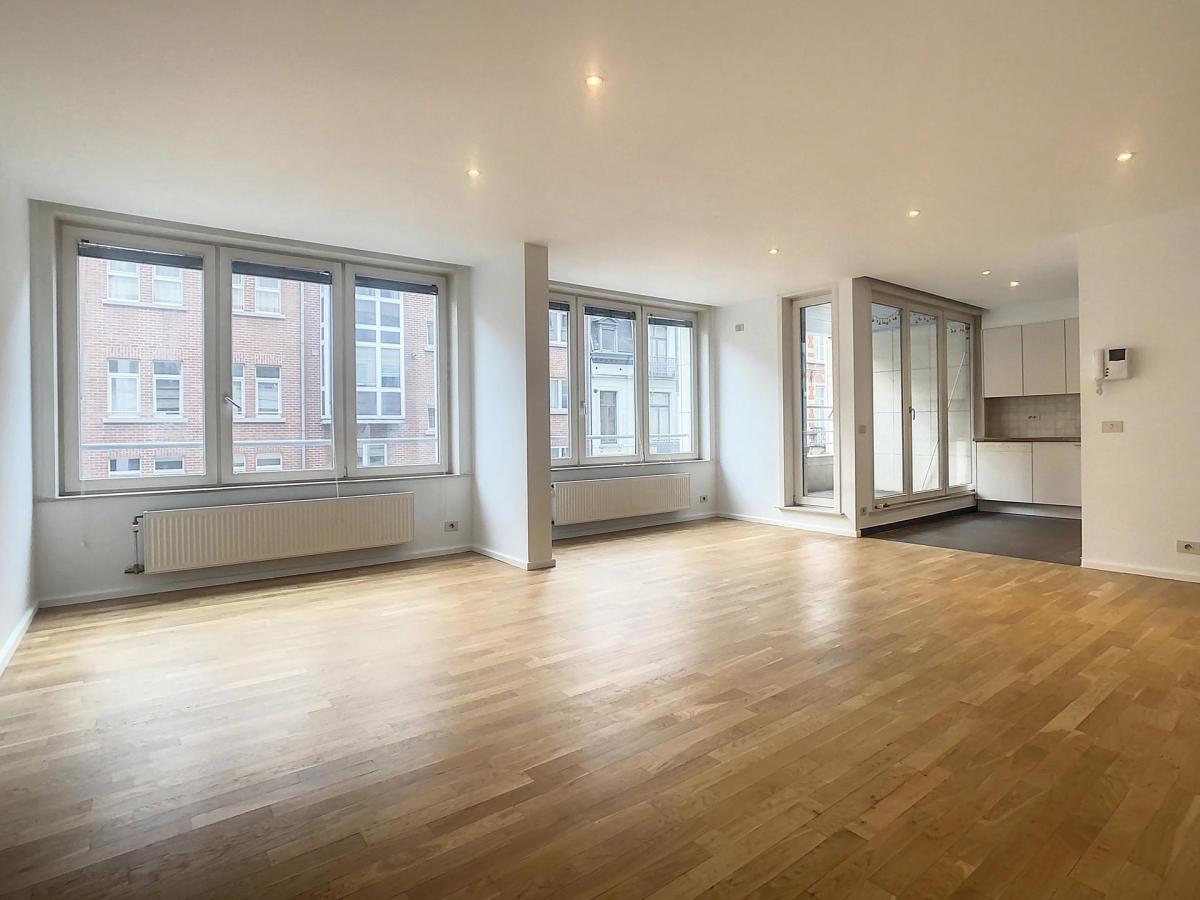 Ma Campagne/Defacqz : appartement 2ch + terrasse + parking