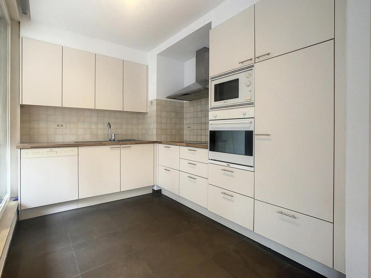 Ma Campagne/Defacqz : appartement 2ch + terrasse + parking