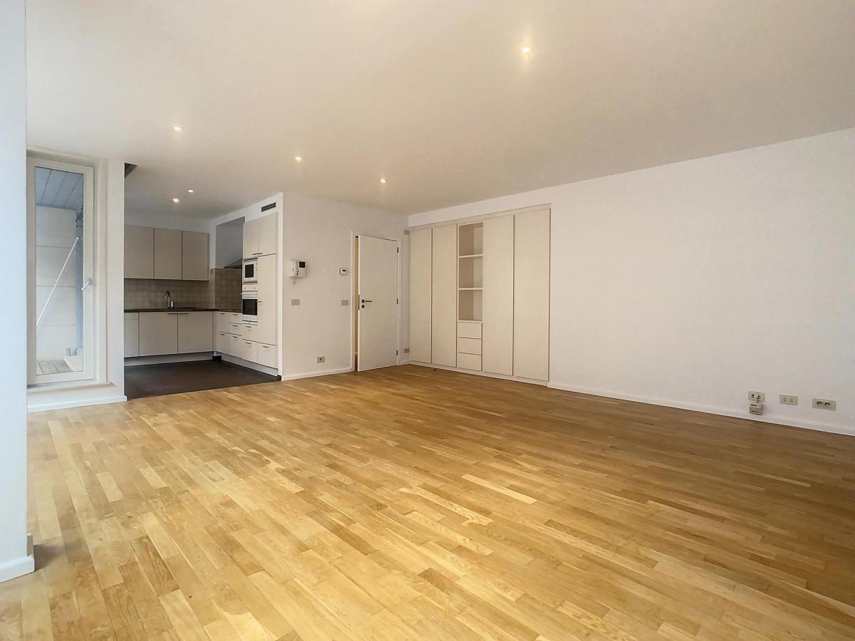 Ma Campagne/Defacqz : appartement 2ch + terrasse + parking