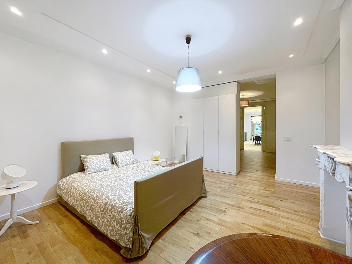 Place Poelaert - Appartement rez meublé 1chambre avec jardin