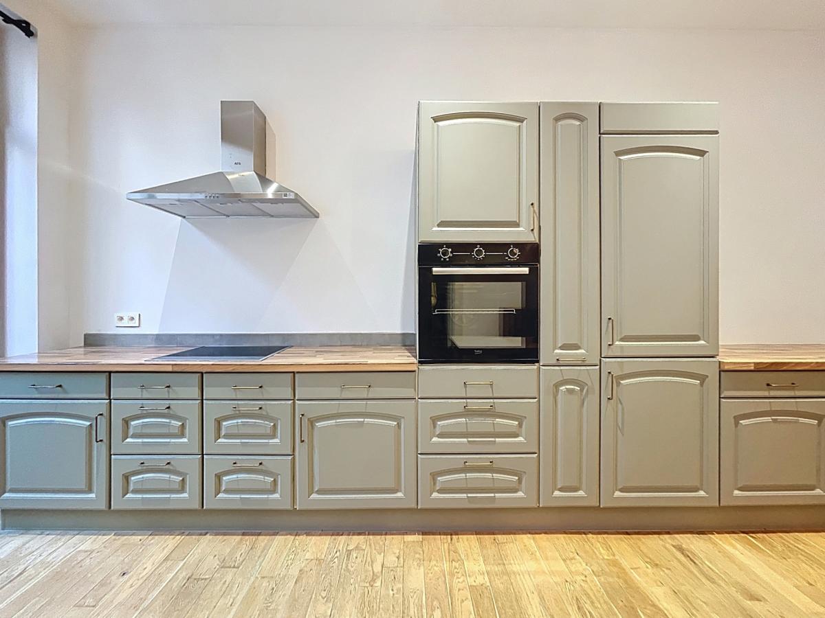 Place Poelaert - Appartement rez meublé 1chambre avec jardin