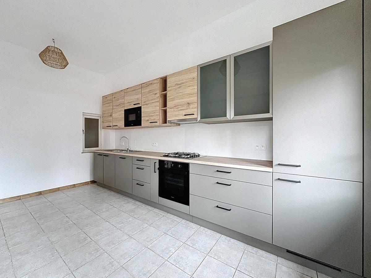 Arezzo/VDK : Belle maison de caractère + jardin + garage