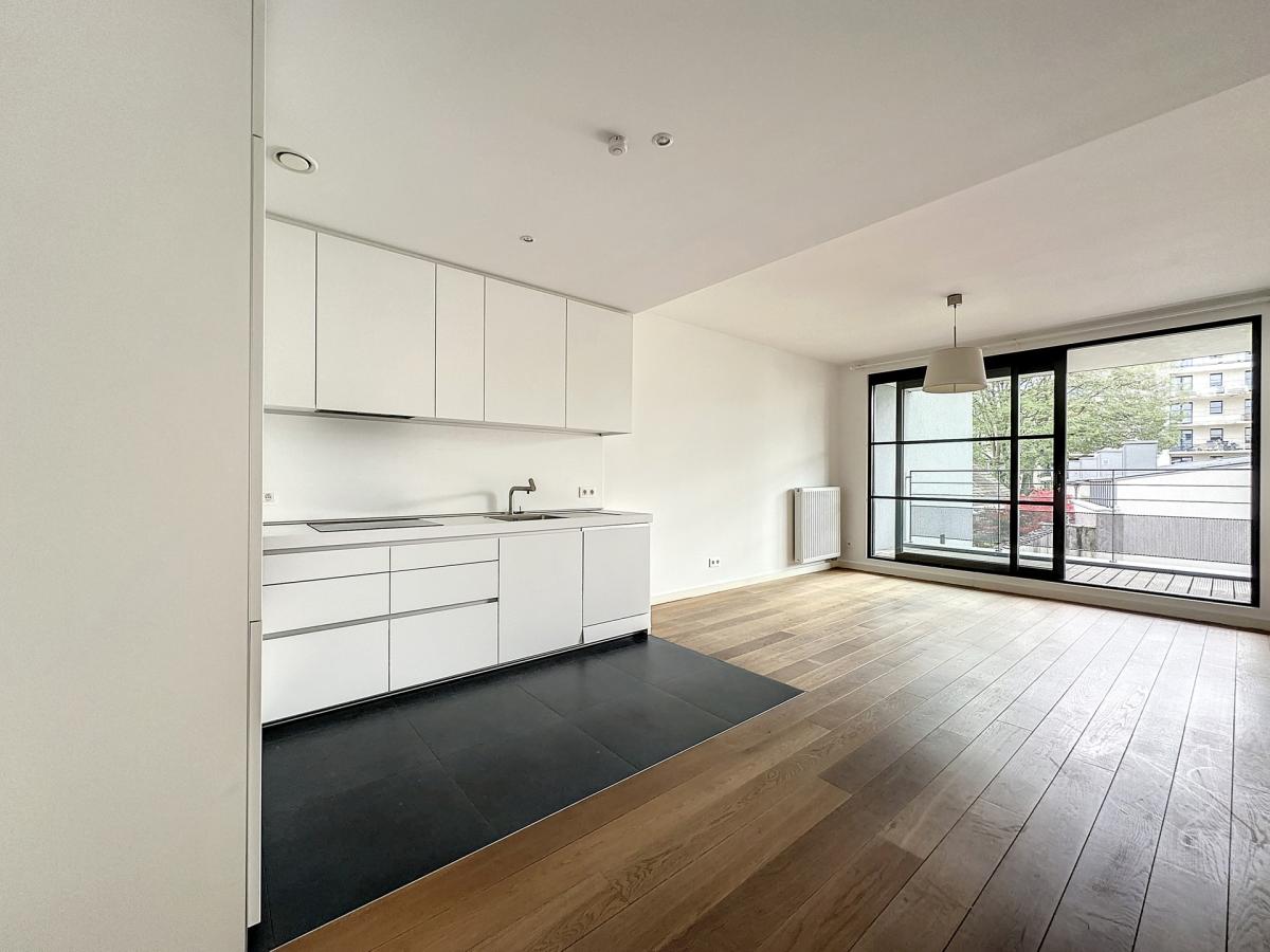 Châtelain : Magnifique appartement 2 chambres + terrasse