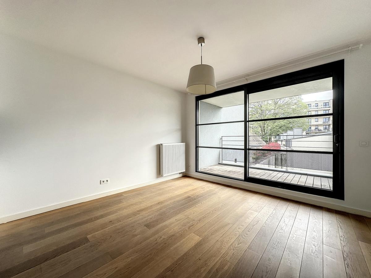 Châtelain : Magnifique appartement 2 chambres + terrasse