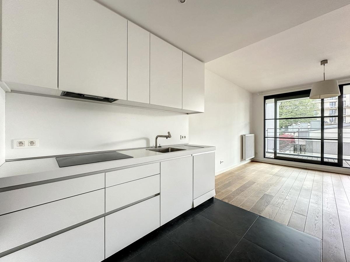 Châtelain : Magnifique appartement 2 chambres + terrasse