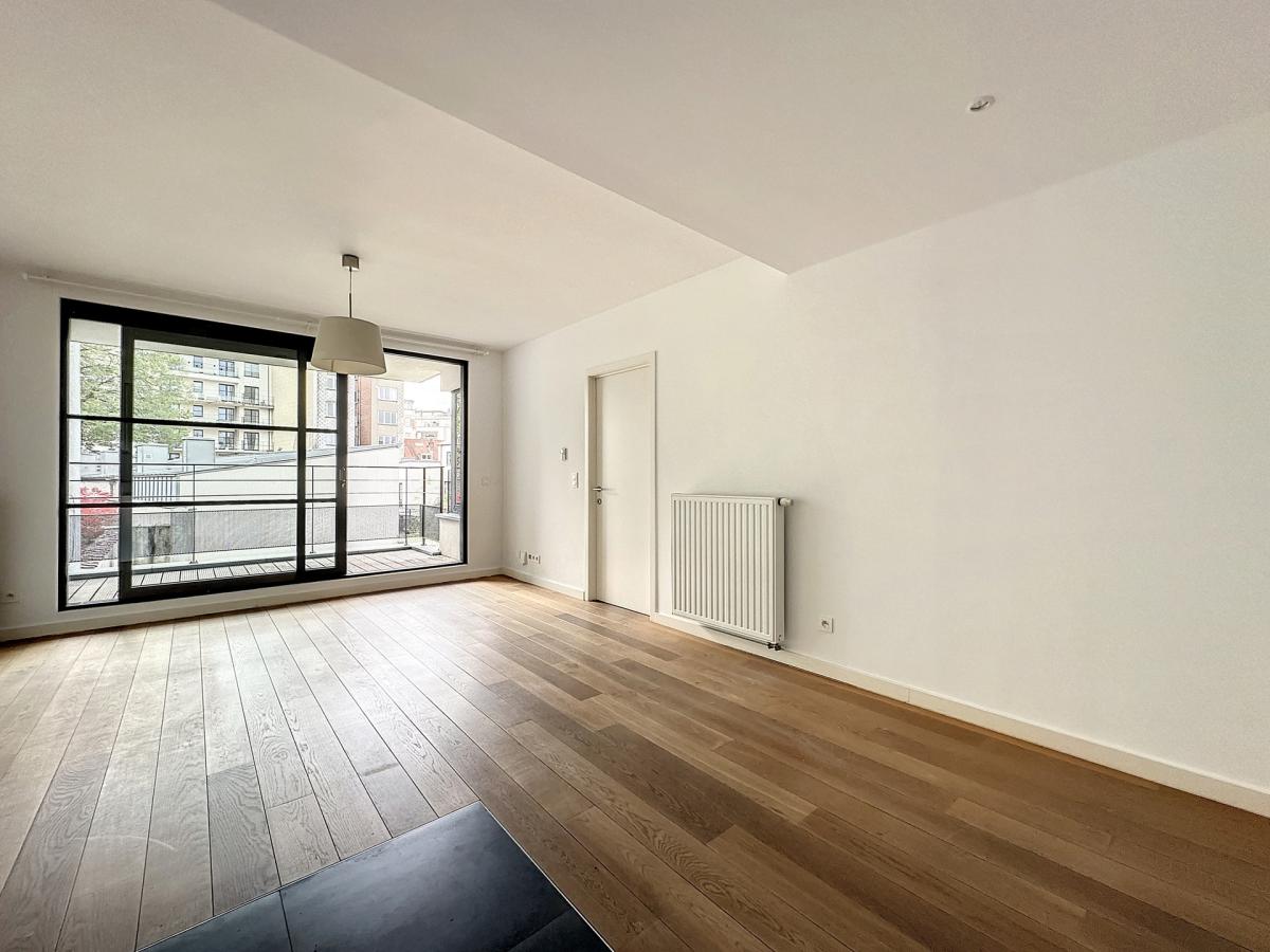 Châtelain : Magnifique appartement 2 chambres + terrasse