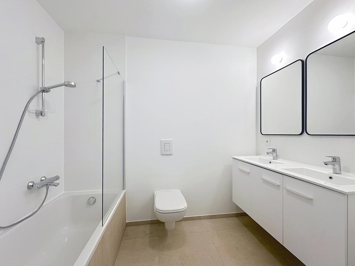 JOURDAN : Bel appartement neuf 4 CH + Terrasse
