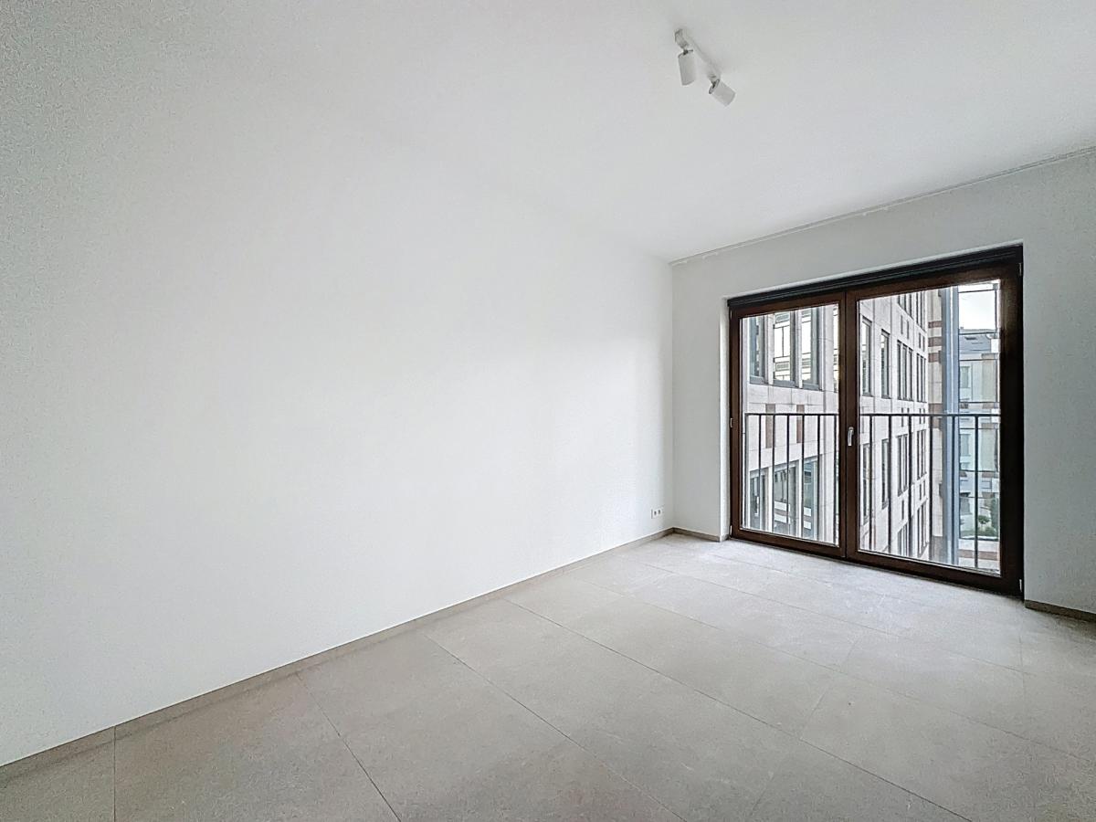 JOURDAN : Bel appartement neuf 4 CH + Terrasse