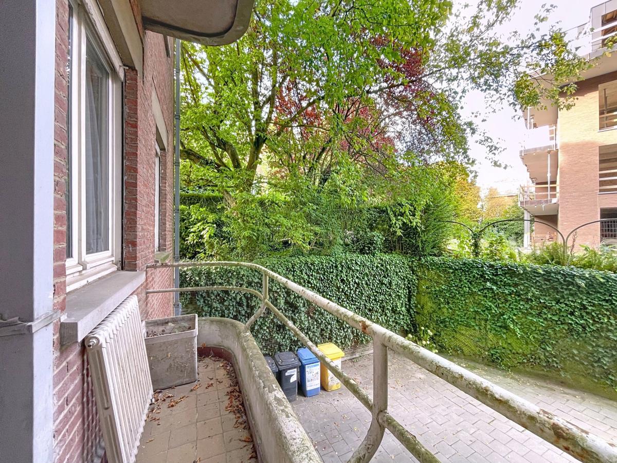 Bois de la Cambre : Appartement 3 chambres avec parking 
