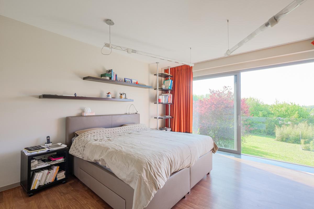 Beersel/Uccle, splendide villa de 552m² 6 ch, 4 sdb, jardin