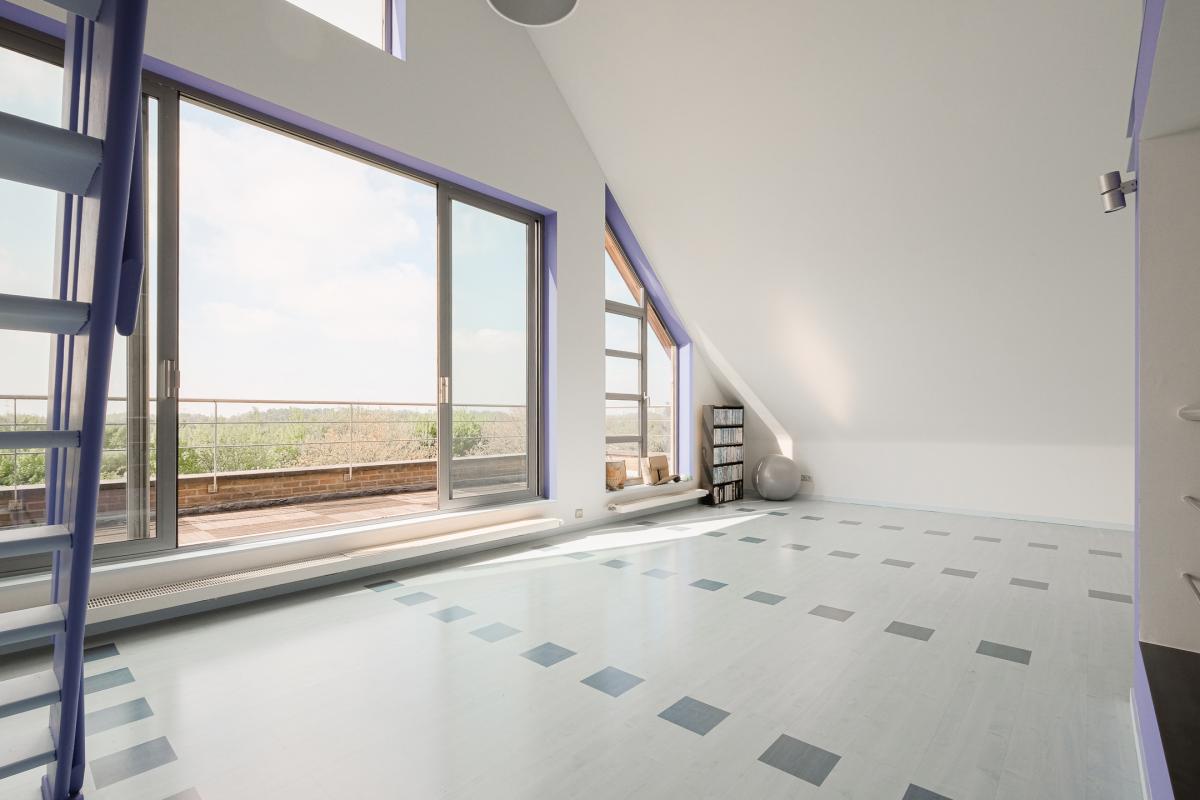 Beersel/Uccle, splendide villa de 552m² 6 ch, 4 sdb, jardin