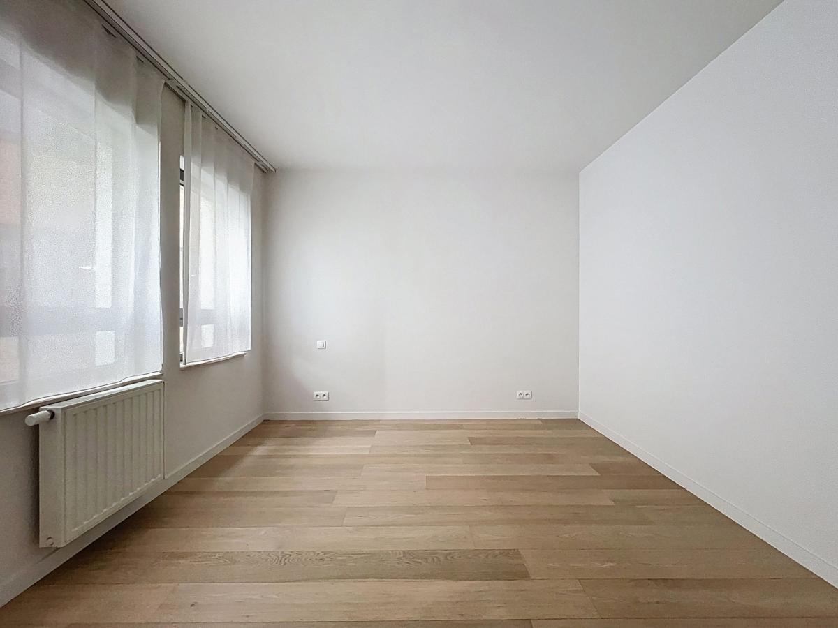 Quartier européen : Bel appartement neuf 1 ch. + terrasse