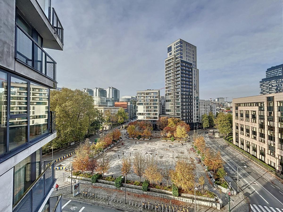 Quartier Schuman: Bel appartement 2 ch. + terrasse + parking