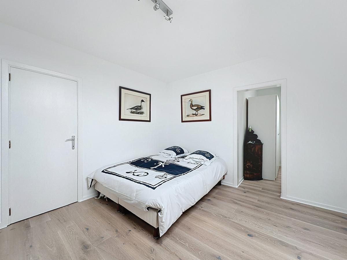 Roosevelt/ULB : Bel appartement duplex dernier étage