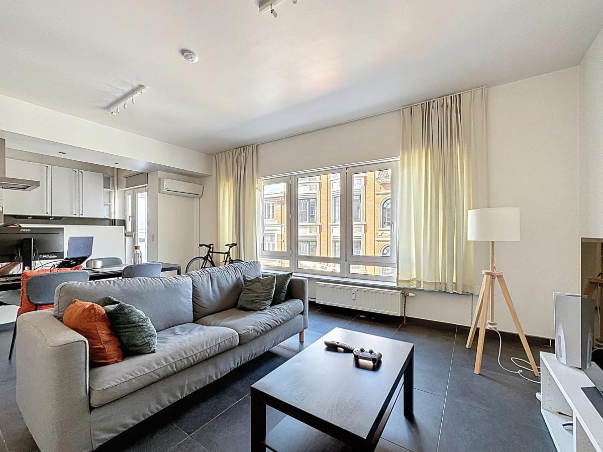 Molière: appartement 1 chambre avec terrasse et garage