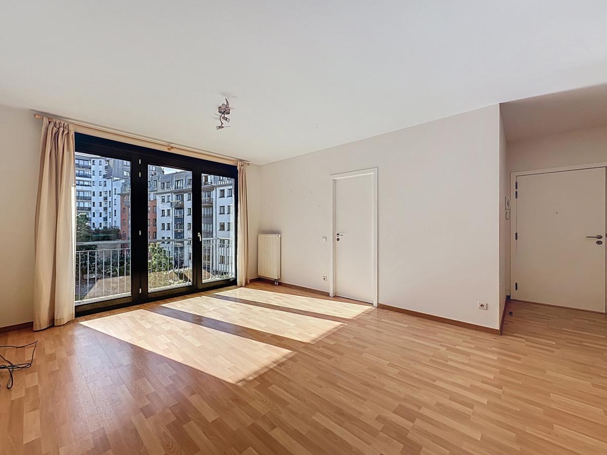 Hôpital d'Ixelles : Bel appartement moderne + balcon