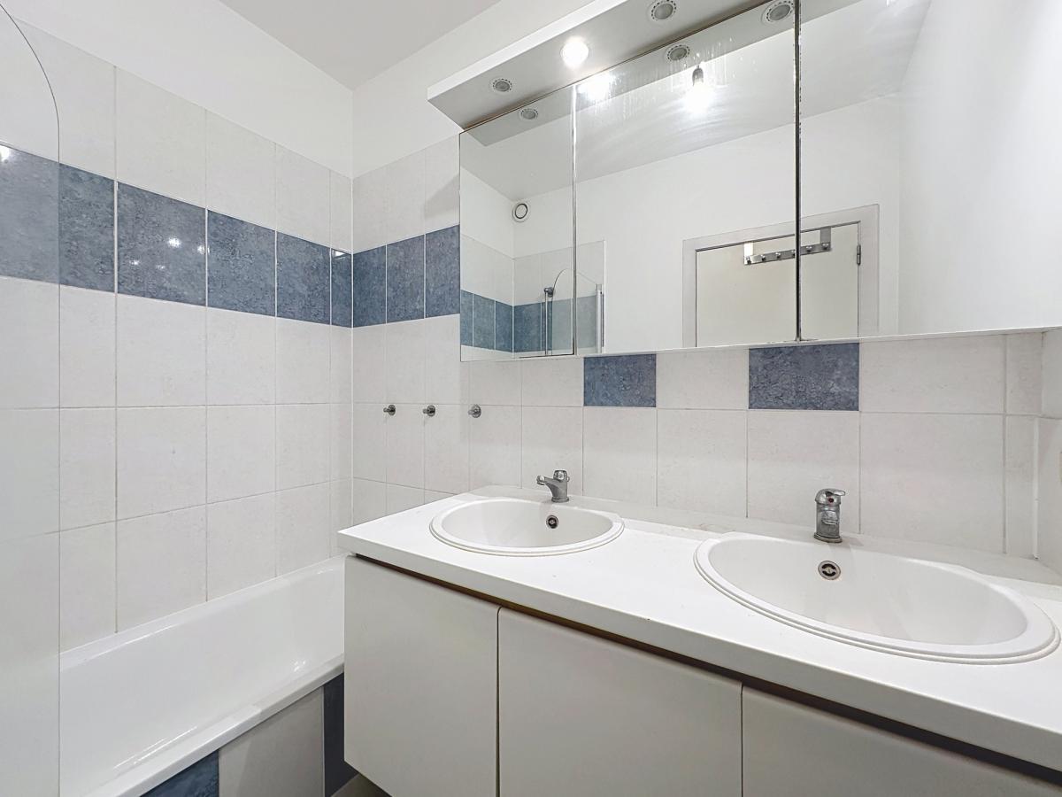 Hôpital d'Ixelles : Bel appartement moderne + balcon