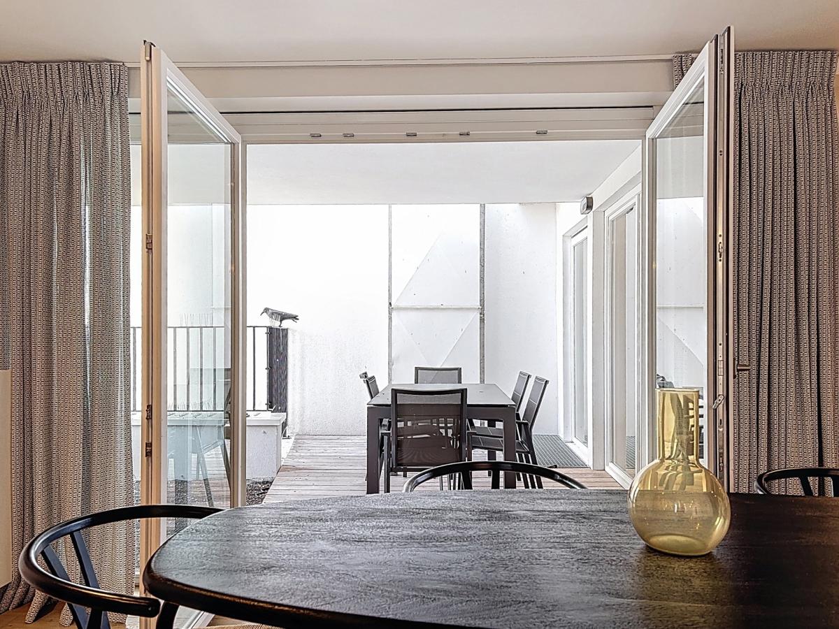 Mérode: penthouse de standing: 2 terrasses, vues, 2 parkings