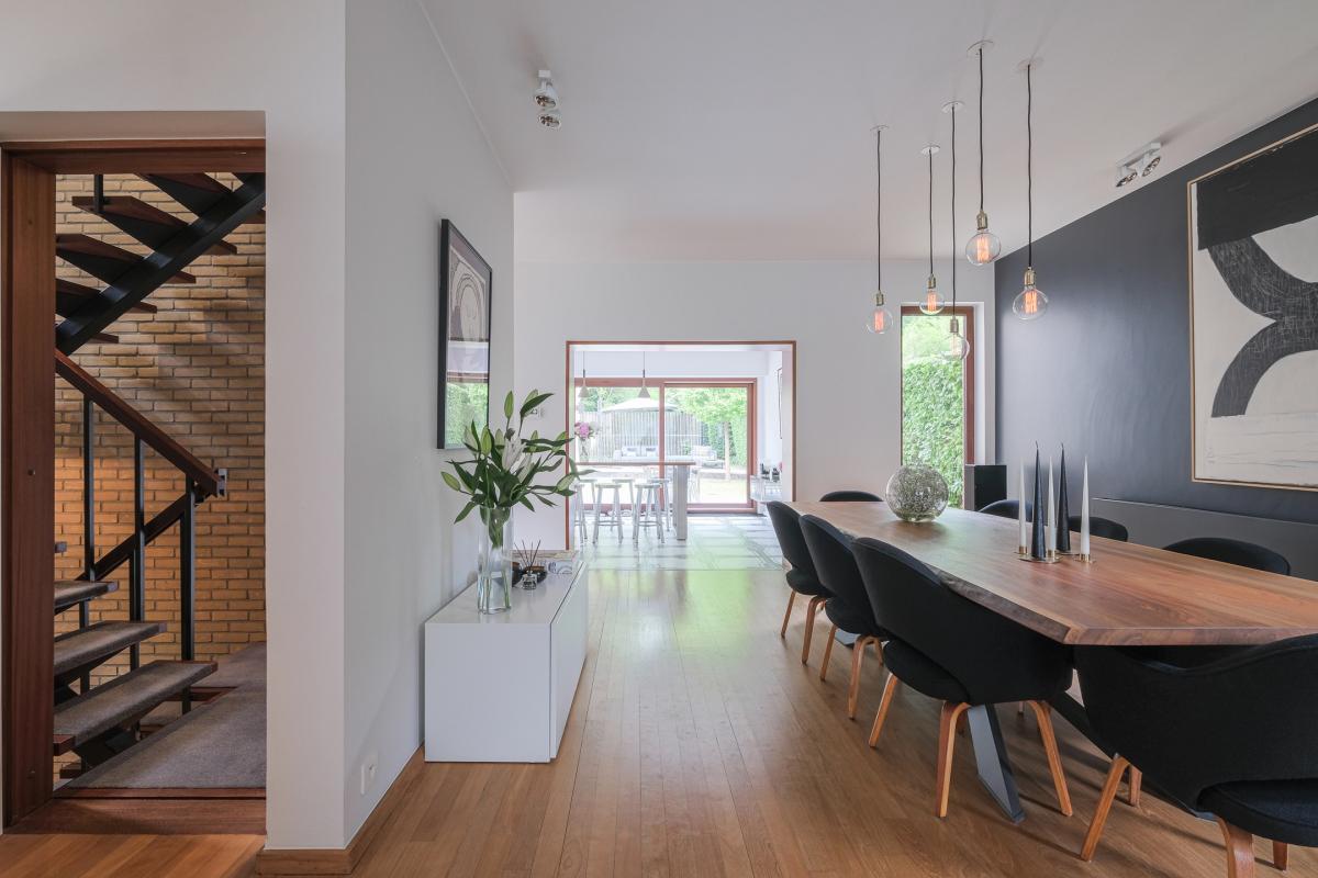 Lycée français : Superbe villa 4 chambres avec garage 
