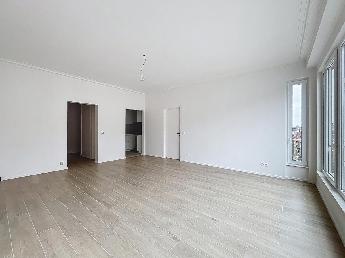 Louise / Etang Ixelles : Bel appartement entièrement rénové