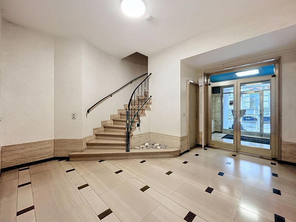 Louise / Etang Ixelles : Bel appartement entièrement rénové