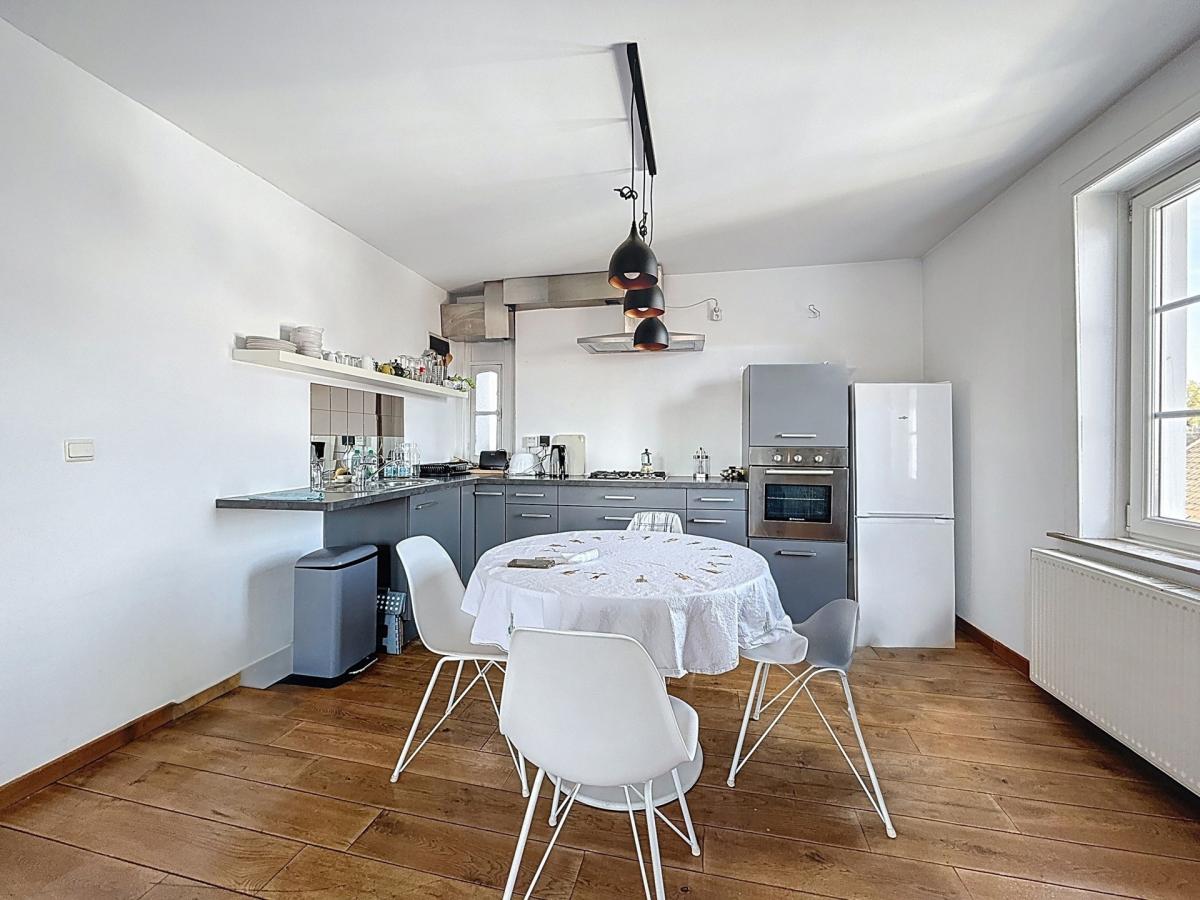 Vanderkindere / Albert : Bel appartement 1ch meublé