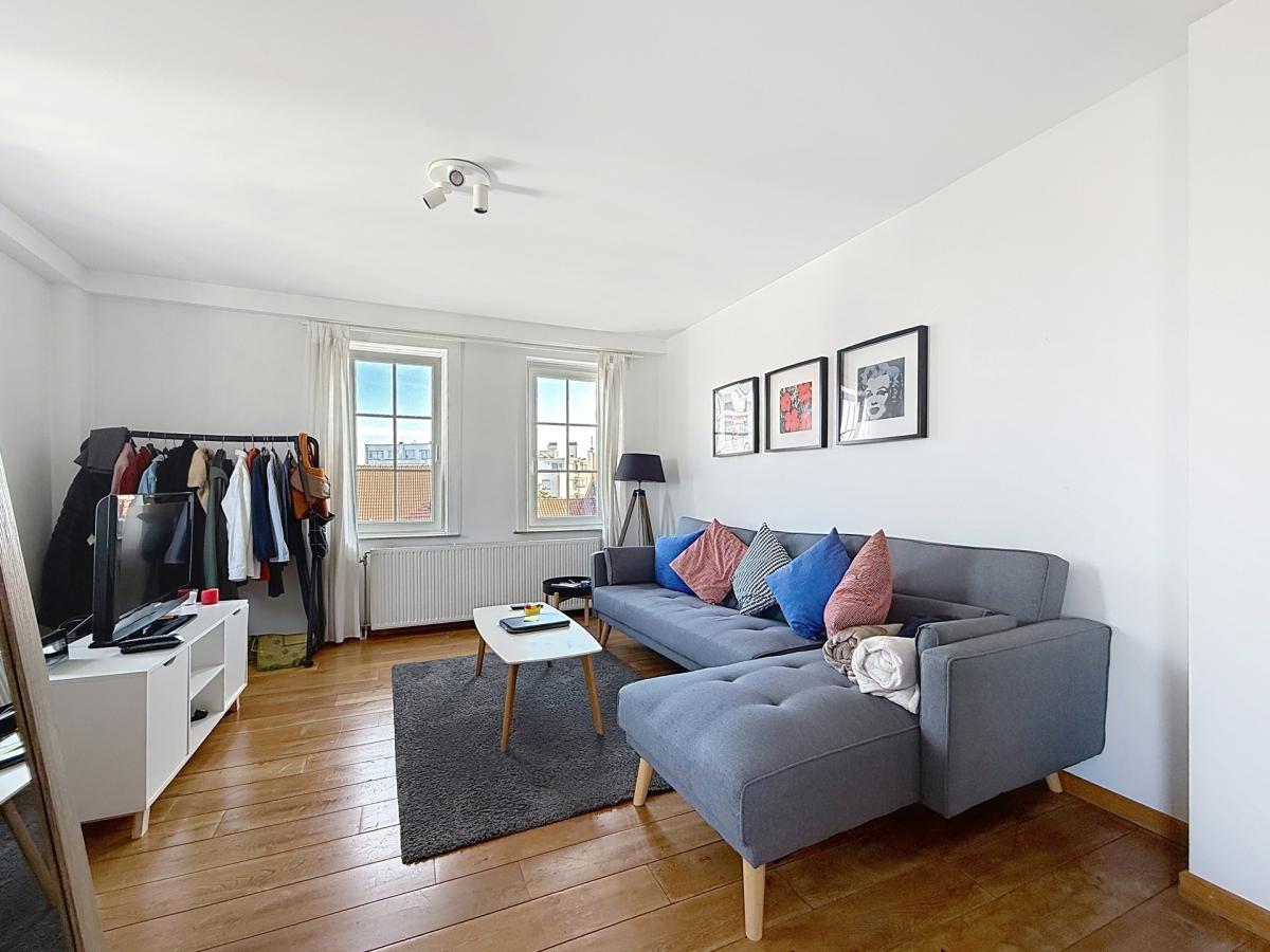Vanderkindere / Albert : Bel appartement 1ch meublé