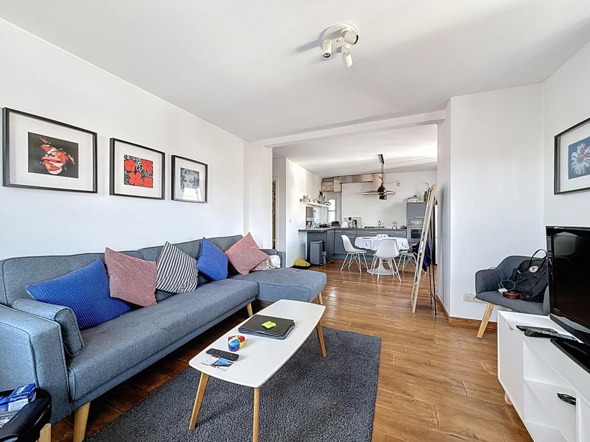 Vanderkindere / Albert : Bel appartement 1ch meublé