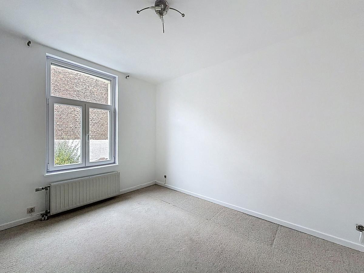 St-Gilles : Bel appartement 2 CH. en cours de rénovation