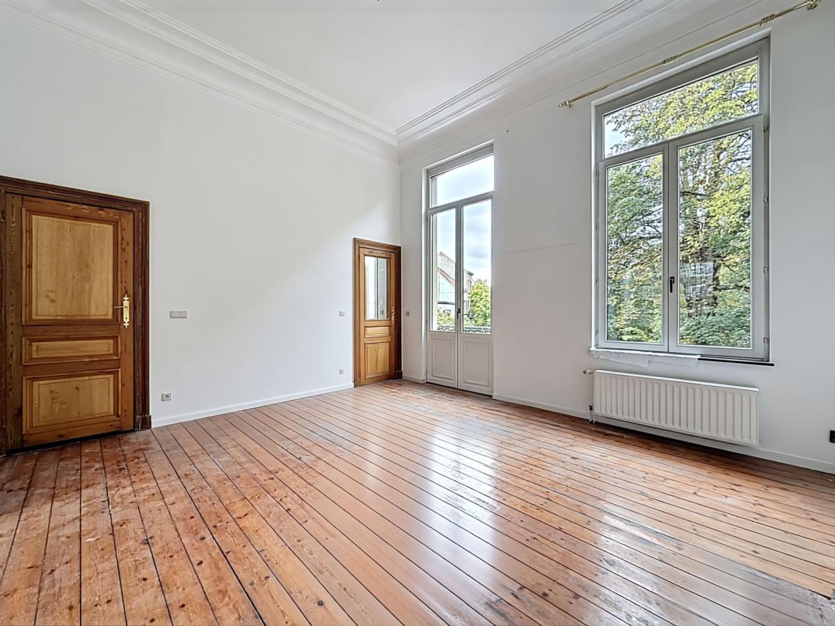 St-Gilles : Bel appartement 2 CH. en cours de rénovation