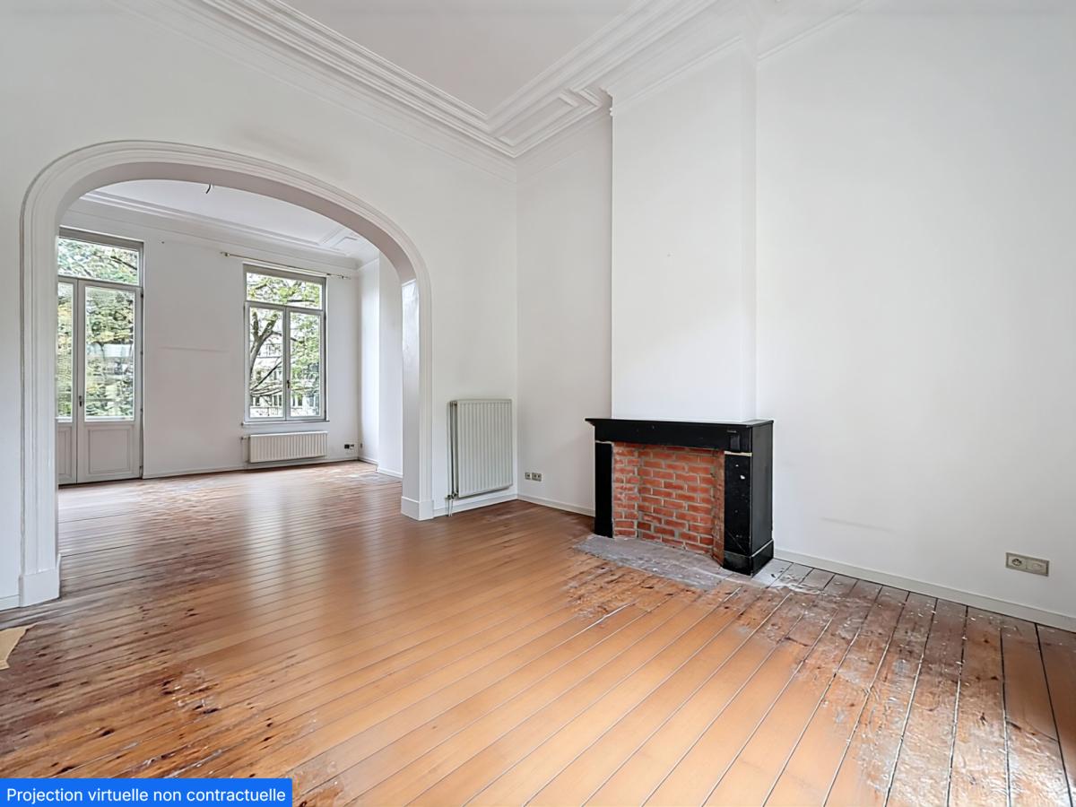 St-Gilles : Bel appartement 2 CH. en cours de rénovation