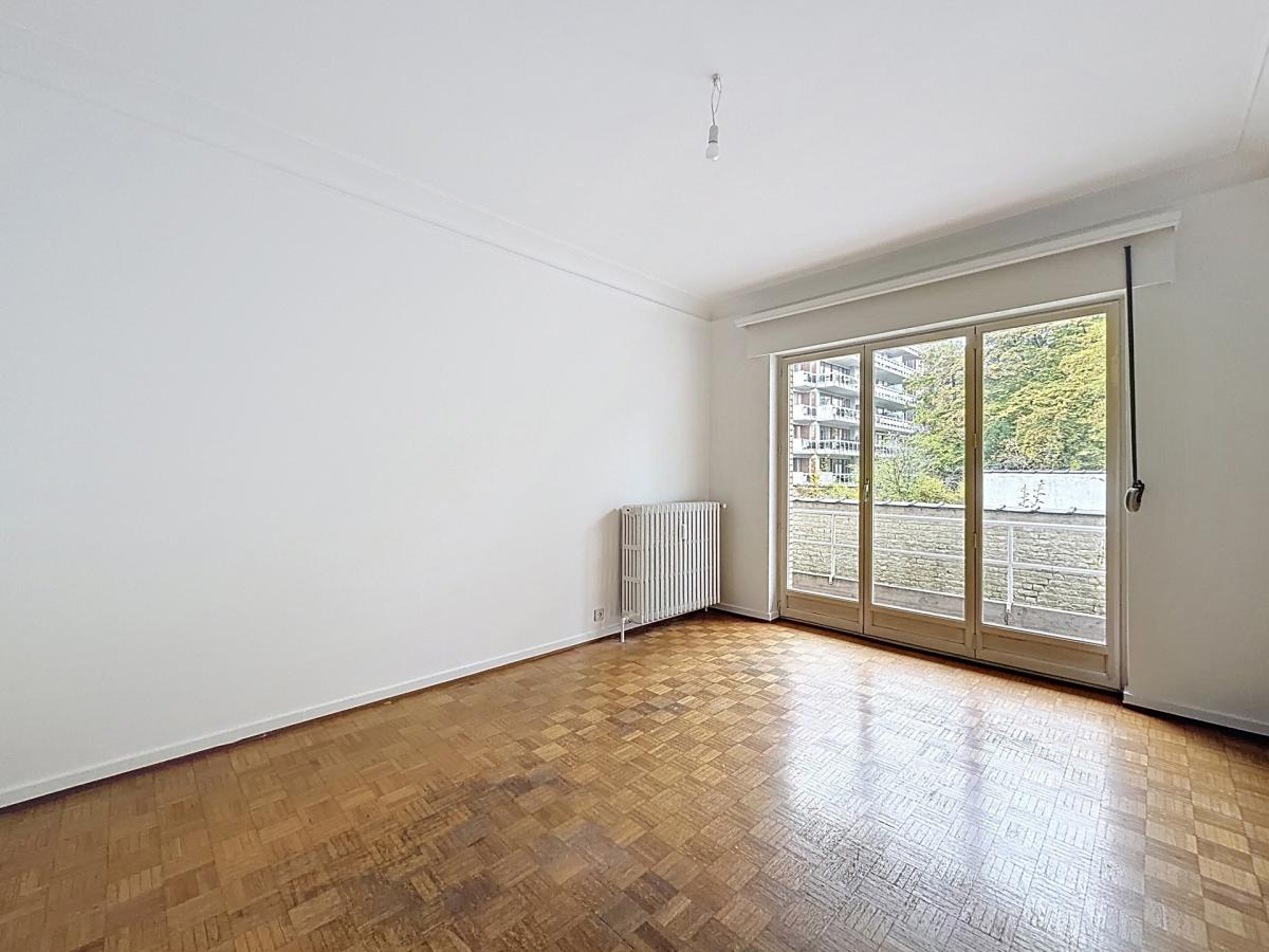Churchill/Cavell : Superbe appartement 3 chambres + terrasse