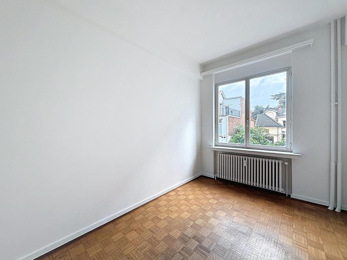 Churchill/Cavell : Superbe appartement 3 chambres + terrasse