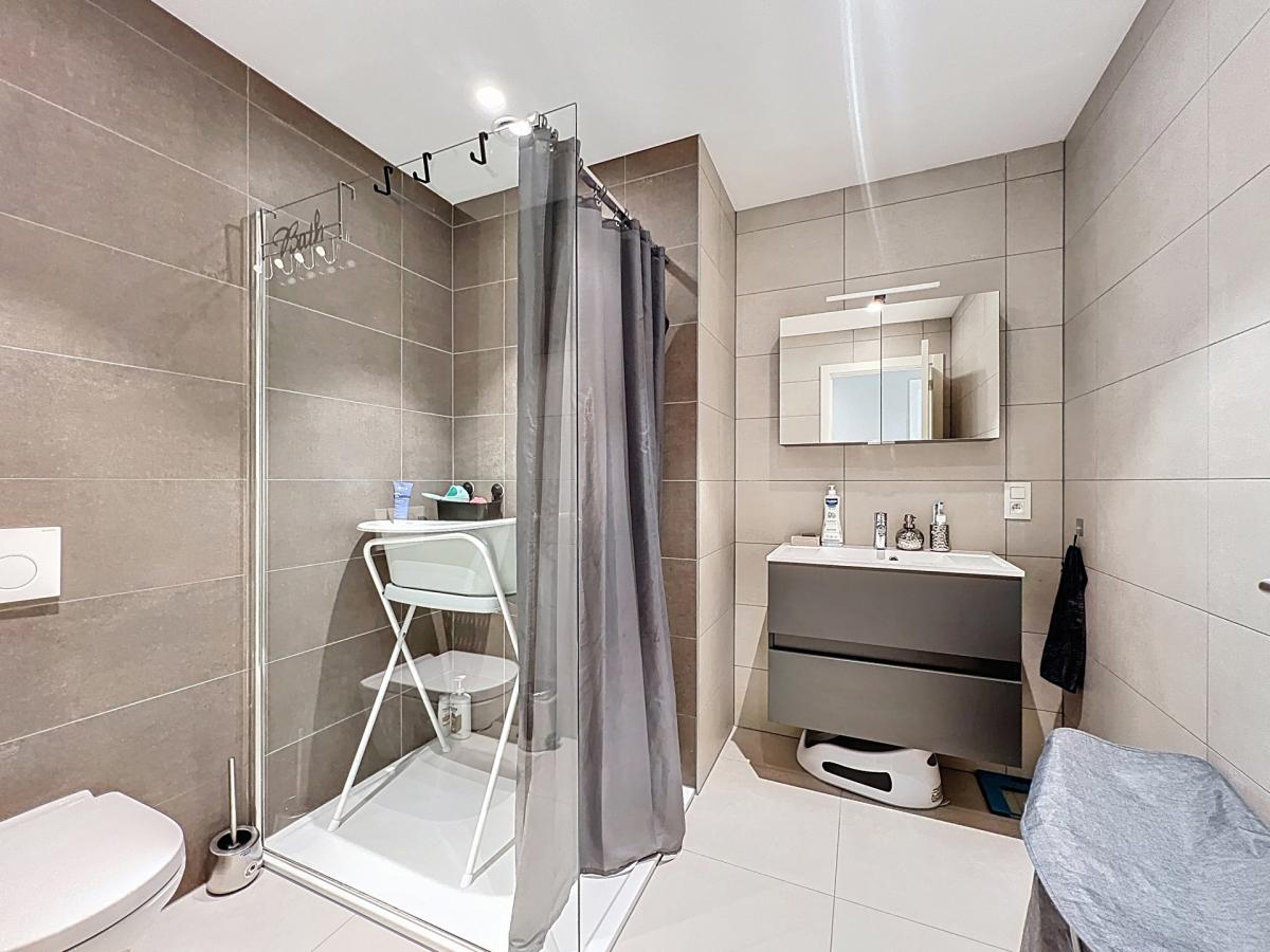 Quartier Schuman : Bel appartement 3 ch. + parking