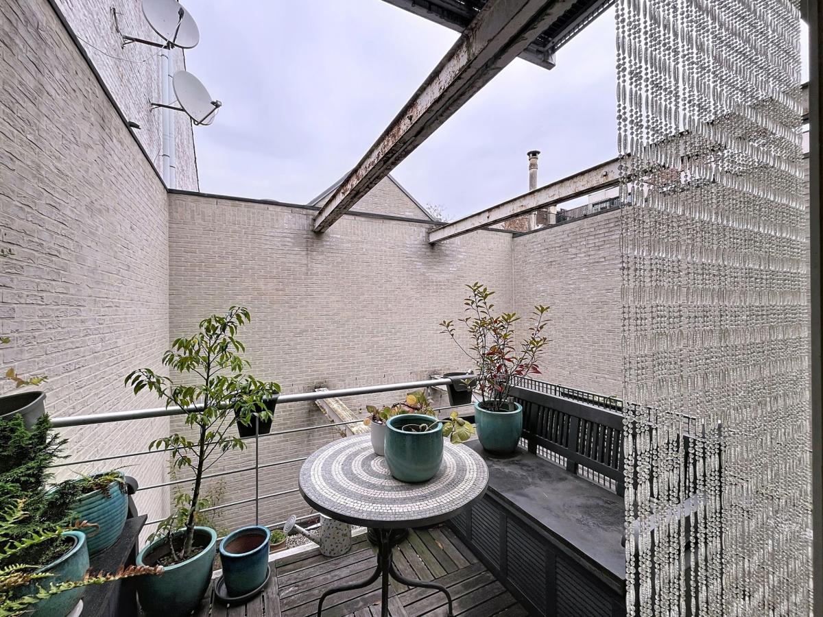 Châtelain : Magnifique loft 2 chambres 