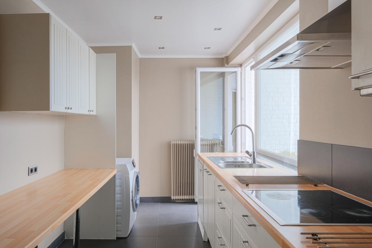 SOUS OFFRE !! Molière : Bel appartement 3 chambres + bureau et terrasse