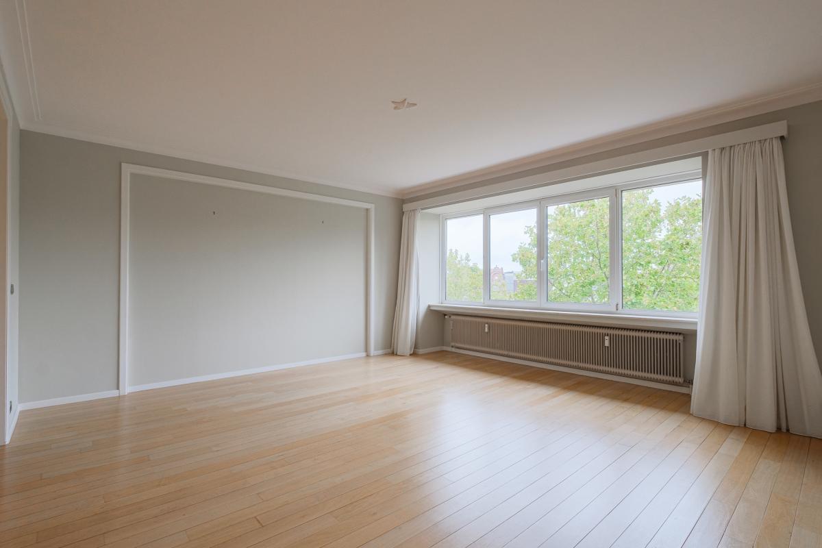 SOUS OFFRE !! Molière : Bel appartement 3 chambres + bureau et terrasse