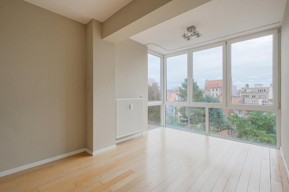 SOUS OFFRE !! Molière : Bel appartement 3 chambres + bureau et terrasse